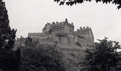 Edinburgh Castle von Südosten aus gesehen